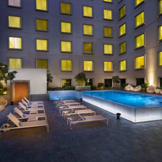 Deluxe Dubai Central 4 3